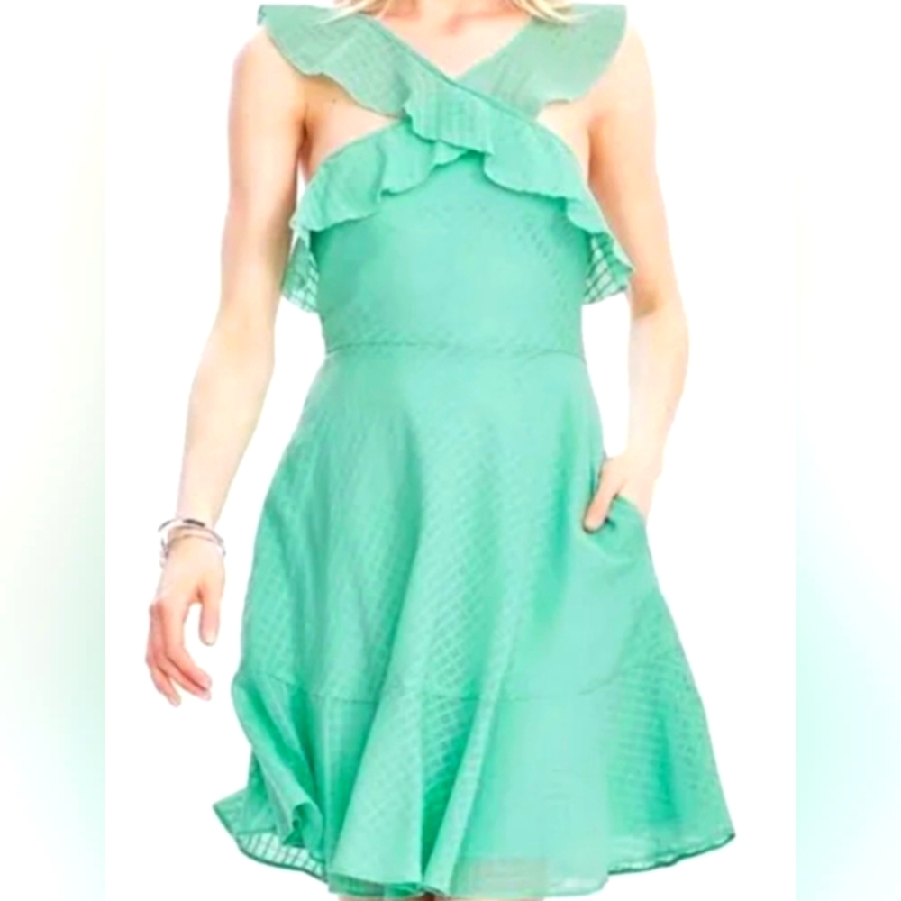Banana Republic Elegant Sleevless Green Ruffle Dress